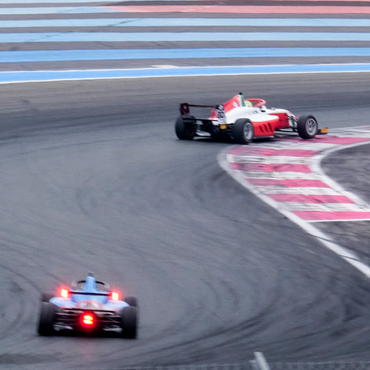 Quinto round dell'Italian F4 Championship nel circuito Paula Ricard in Francia con benzina Magigas